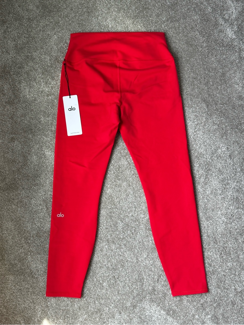 Alo Yoga 7/8 High-Waisted Airbrush Legging in Red Hot Summer